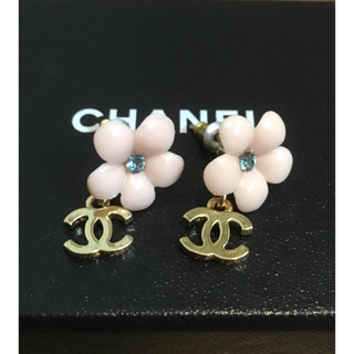 シャネル(CHANEL)のうさねこ様専用 シャネル  ピアス(ピアス)