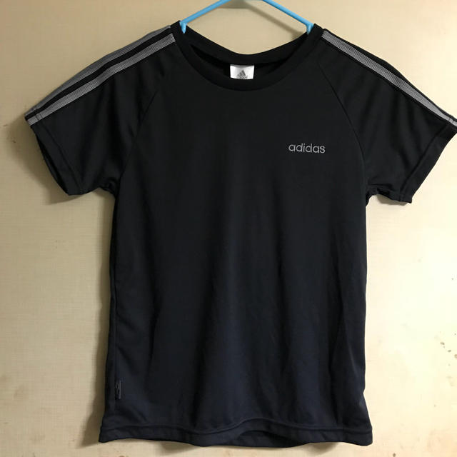 adidas(アディダス)のアディダスTシャツ Sサイズ 新品 メンズのトップス(Tシャツ/カットソー(半袖/袖なし))の商品写真