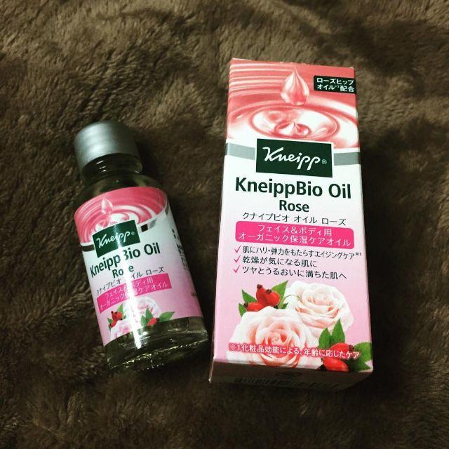 Kneipp(クナイプ)のクナイプビオオイル ローズ♡100ml 新品 コスメ/美容のボディケア(ボディオイル)の商品写真