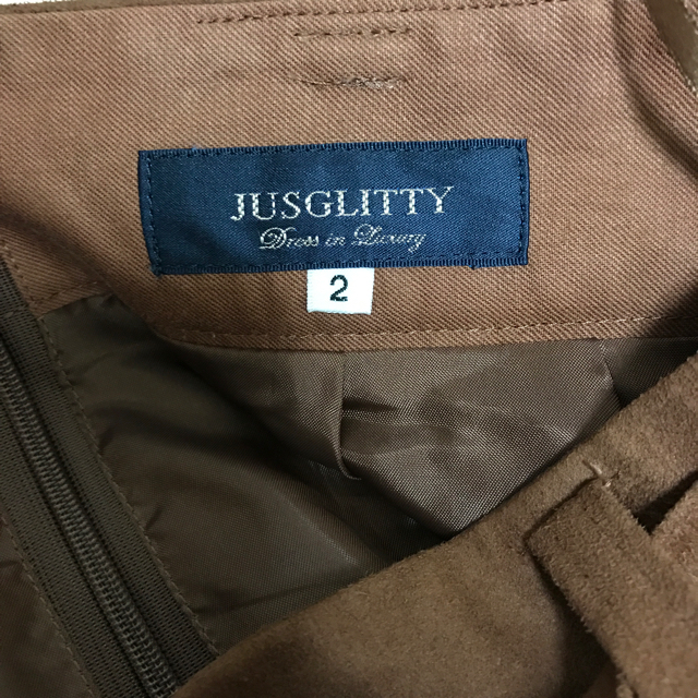JUSGLITTY(ジャスグリッティー)のジャスグリッティー　スエードAラインスカート  レディースのスカート(ひざ丈スカート)の商品写真