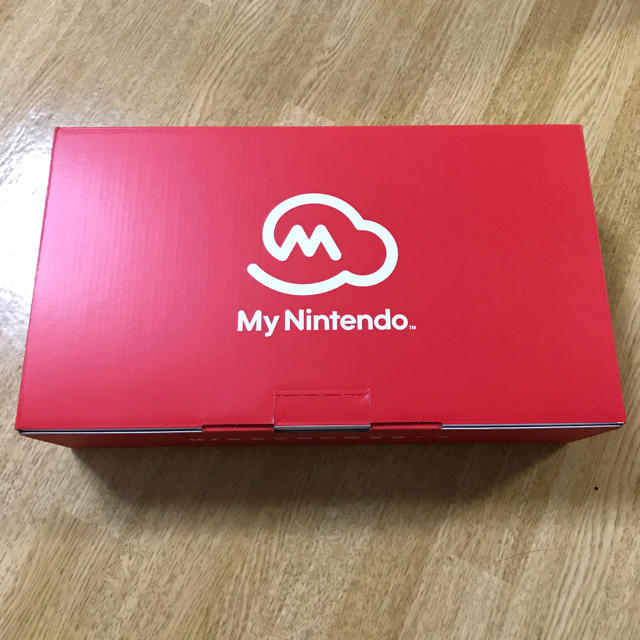 Nintendo Switch(ニンテンドースイッチ)の【新品・未使用】Nintendo Switch 本体 エンタメ/ホビーのゲームソフト/ゲーム機本体(家庭用ゲーム機本体)の商品写真