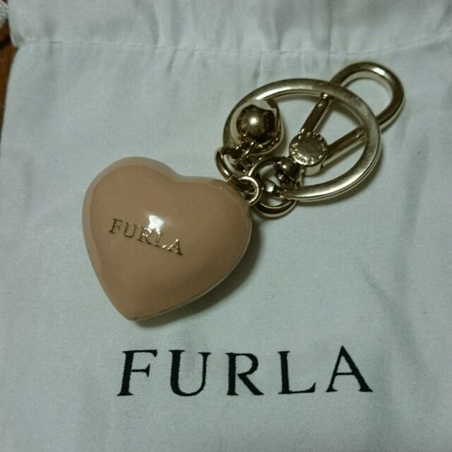 Furla(フルラ)のフルラ  ハート  ピンク キーホルダー レディースのファッション小物(キーホルダー)の商品写真