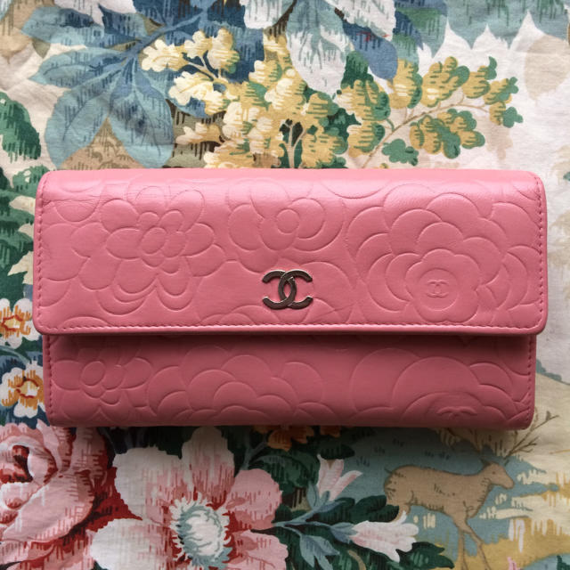 日本未入荷　CHANEL シャネル ココマーク　長財布　カメリアピンク