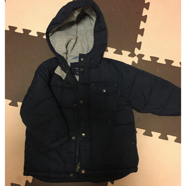 babyGAP(ベビーギャップ)のGAP ギャップ キッズ コート ダウン 95 100 キッズ/ベビー/マタニティのキッズ服男の子用(90cm~)(コート)の商品写真