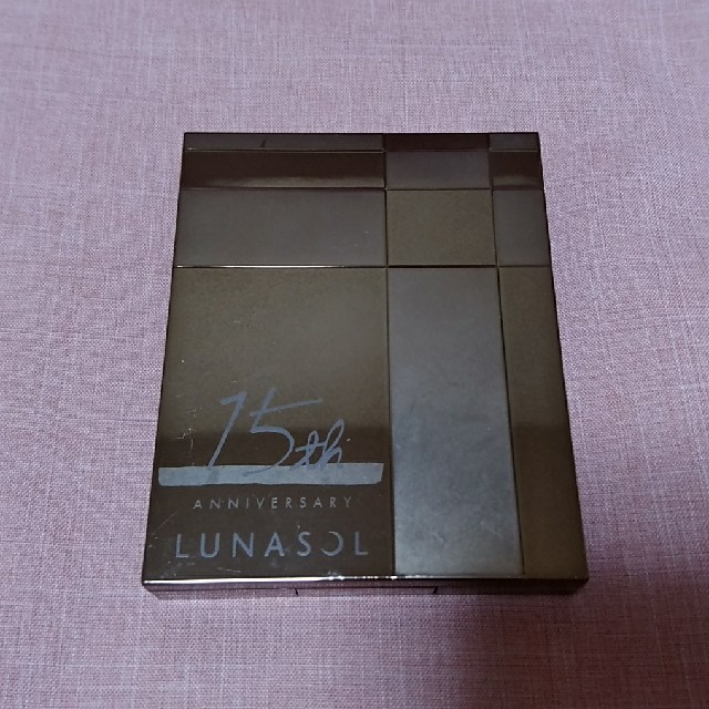 LUNASOL(ルナソル)のルナソル アイシャドウ コスメ/美容のベースメイク/化粧品(アイシャドウ)の商品写真