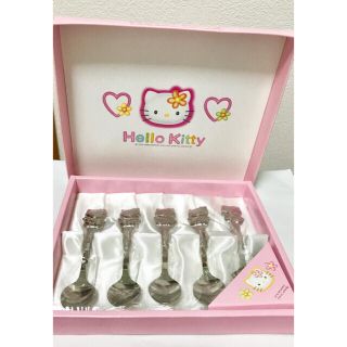 サンリオ(サンリオ)の❣️新品•未使用❣️ハローキティスプーン5本セット(スプーン/フォーク)