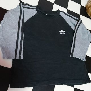 adidas トレーナー🍀130センチ(Tシャツ/カットソー)