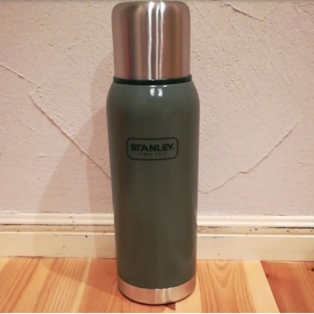 Stanley(スタンレー)の【新品】STANLEY スタンレー 水筒 魔法瓶 タンブラー 弁当 アウトドア インテリア/住まい/日用品のキッチン/食器(タンブラー)の商品写真