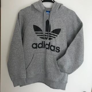 アディダス(adidas)のadidas originals グレーパーカー(パーカー)