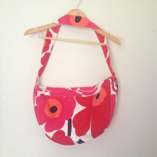 マリメッコ(marimekko)のマリメッコblumショルダーバッグ(ショルダーバッグ)