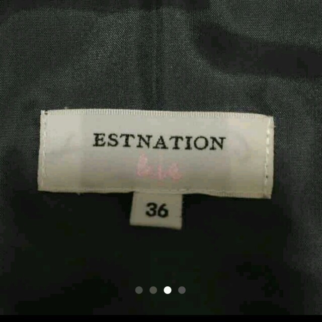 ESTNATION(エストネーション)のSOLD イチゴ様エストネーション　シルク混スカート36サイズ レディースのスカート(ミニスカート)の商品写真