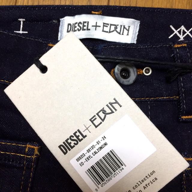 DIESEL(ディーゼル)のめるみ様専用♡ディーゼル☆EDUNコラボ☆ショートパンツ☆新品未使用 レディースのパンツ(ショートパンツ)の商品写真