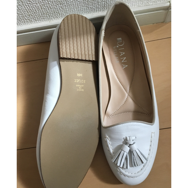 DIANA(ダイアナ)のダイアナ 23.5 フラットパンプス レディースの靴/シューズ(ローファー/革靴)の商品写真