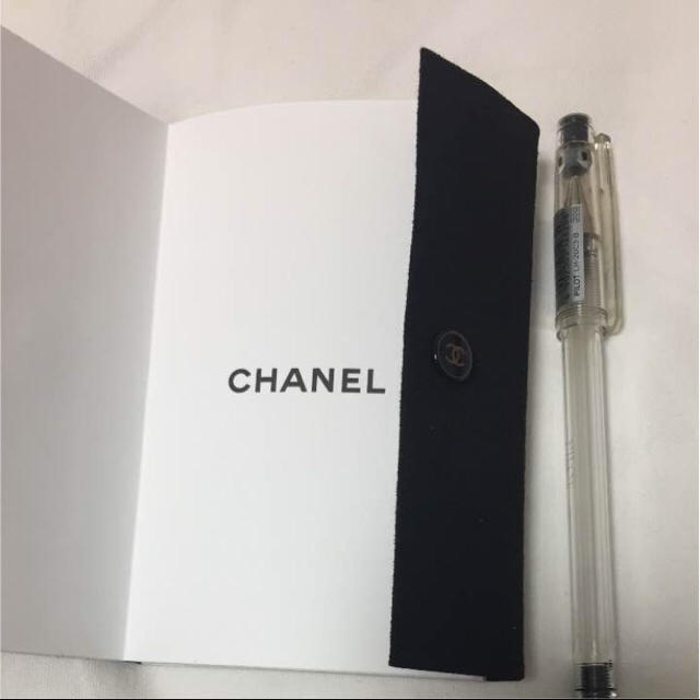 CHANEL(シャネル)のChimnさま専用 Chanel メモ帳 インテリア/住まい/日用品の文房具(ノート/メモ帳/ふせん)の商品写真