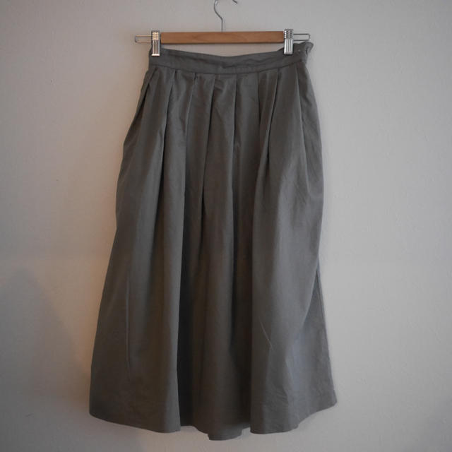 MARGARET HOWELL(マーガレットハウエル)の休日と詩 プリーツ スカート レディースのスカート(ひざ丈スカート)の商品写真