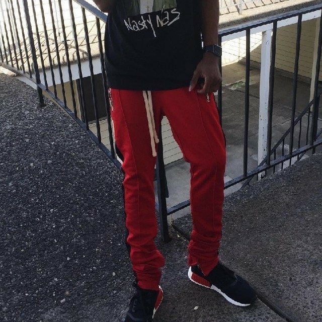 FEAR OF GOD(フィアオブゴッド)の今日限り‼️希少サイズS mnml TRACK PANTS-RED メンズのパンツ(その他)の商品写真