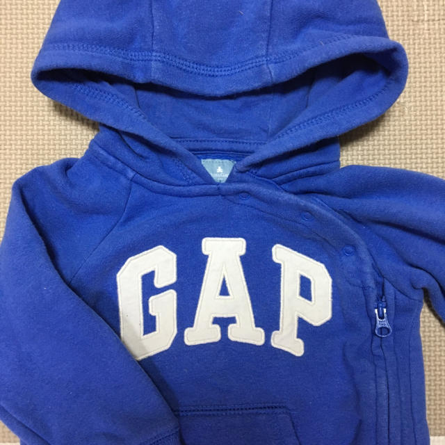 babyGAP(ベビーギャップ)のキャット様専用！ベビーギャップ 足付きロンパース  80  カバーオール キッズ/ベビー/マタニティのベビー服(~85cm)(カバーオール)の商品写真