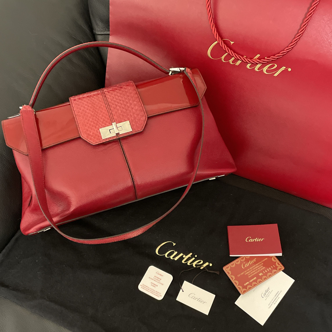Cartier(カルティエ)の【割と美品】カルティエ クラッシックライン 2way バッグ 261360円 レディースのバッグ(ショルダーバッグ)の商品写真