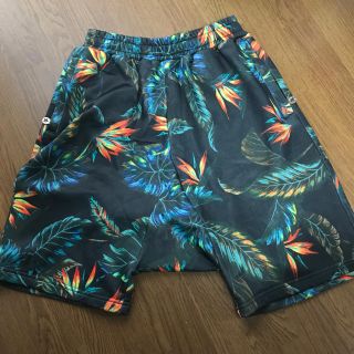 PHENOMENONのショートパンツ フェノメノン | tspea.org
