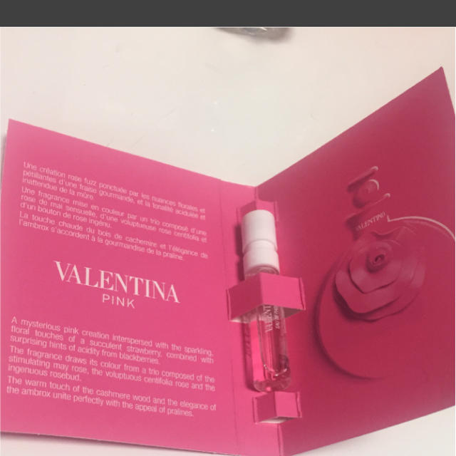 VALENTINO(ヴァレンティノ)のVALENTINA  PINK コスメ/美容の香水(香水(女性用))の商品写真