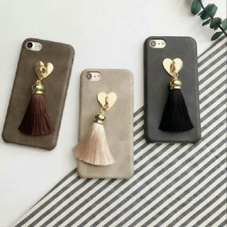 フリンジ風タッセル ゴールド ハート 付iPhone7ケース(iPhoneケース)
