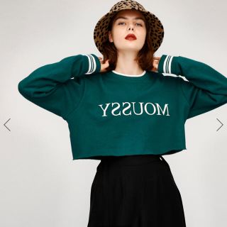 マウジー(moussy)の完売品 moussy STUDIOWEAR(トレーナー/スウェット)