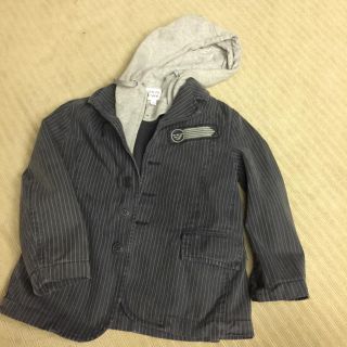 アルマーニ ジュニア(ARMANI JUNIOR)のアルマーニArmani 男の子４歳 ジャケット オシャレ！(ジャケット/上着)