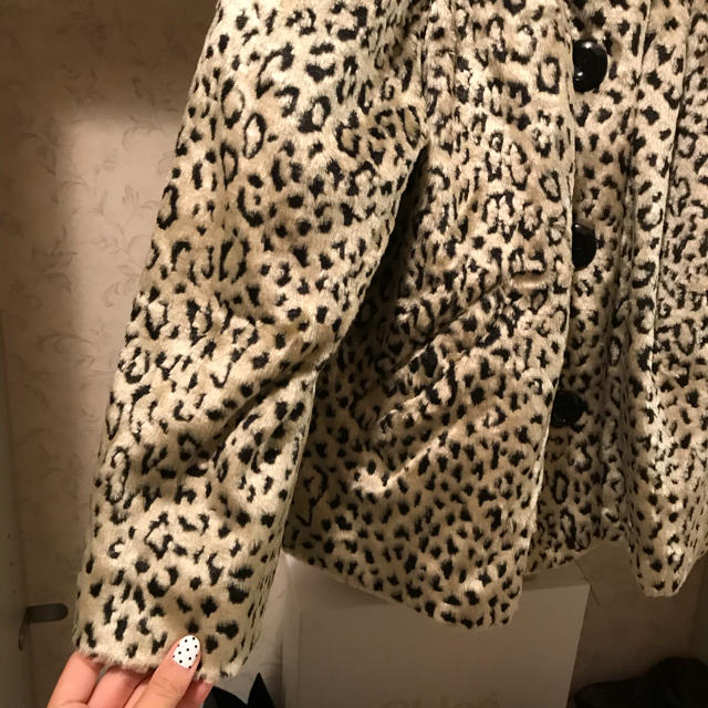 agnes b.(アニエスベー)のagnes b. leopard coat. レディースのジャケット/アウター(毛皮/ファーコート)の商品写真