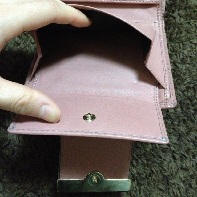 Gucci(グッチ)のGucci 二つ折り財布 レディースのファッション小物(財布)の商品写真