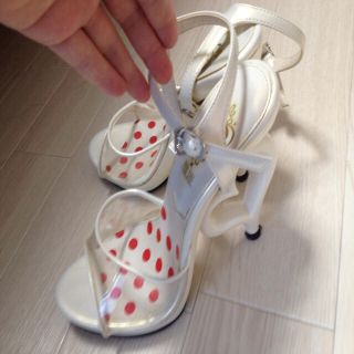✨花柄デザイン✨ほぼ未使用 POOLSIDEプールサイド ホワイト 22cm