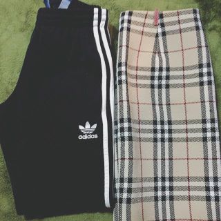 アディダス(adidas)のおりぶ様専用(ひざ丈スカート)