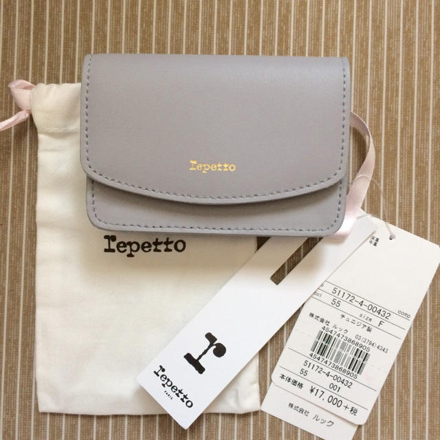 repetto(レペット)の【新品】 レペット repetto  カードケース  名刺入れ レディースのファッション小物(名刺入れ/定期入れ)の商品写真