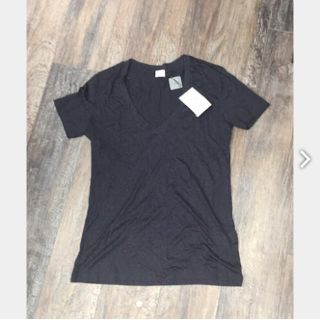 ザラ(ZARA)の新品未使用タグ付き　ZARA Tシャツ(Tシャツ(半袖/袖なし))