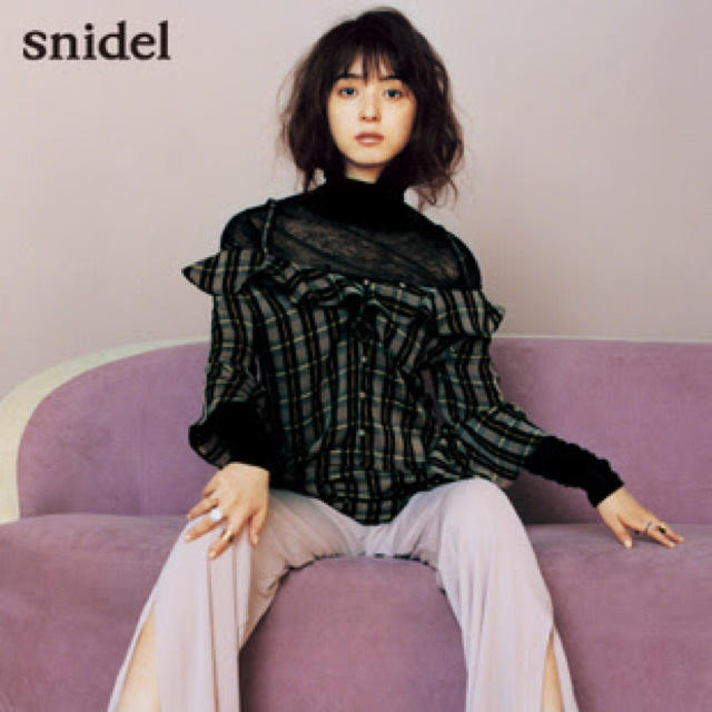 SNIDEL(スナイデル)のチェックフリルチュニック レディースのトップス(チュニック)の商品写真