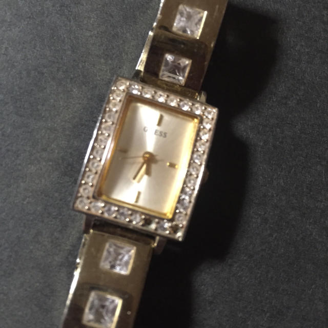 GUESS(ゲス)のGuess 時計 レディースのファッション小物(腕時計)の商品写真