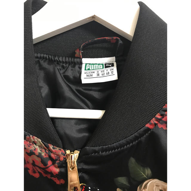 PUMA(プーマ)のPUMA 花柄ブルゾン レディースのジャケット/アウター(ブルゾン)の商品写真