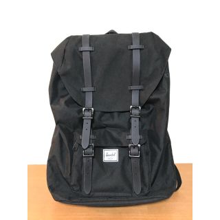 ハーシェル(HERSCHEL)の《値下げ中》ハーシェルLittle America Rubber リュック 黒(バッグパック/リュック)