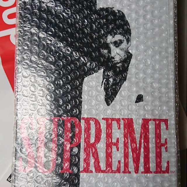 Supreme(シュプリーム)の送料込み♪Supreme/Scarface Split Skateboard  スポーツ/アウトドアのスポーツ/アウトドア その他(スケートボード)の商品写真