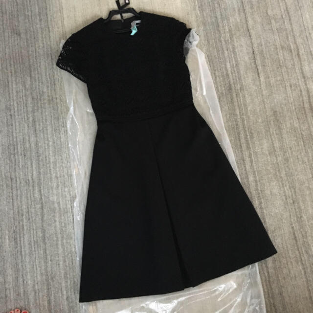 30%割引 結婚祝い FOXEY - 最終価格⭐️フォクシー 黒レース 38 ひざ 激安限定販売 サイズ38 ワンピース クールマーメイド FOXEY ひざ丈ワンピース