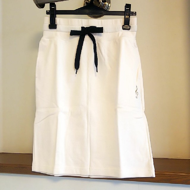 【タグ付き新品】スウェット膝丈スカート Msize レディースのスカート(ひざ丈スカート)の商品写真