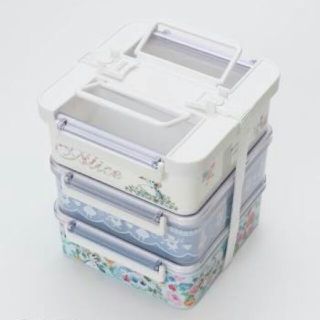 アフタヌーンティー(AfternoonTea)の☆新品未使用☆アフタヌーンティー アリス弁当箱(弁当用品)