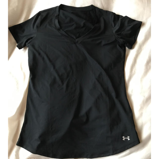 UNDER ARMOUR(アンダーアーマー)のアンダーアーマー半袖VネックT  XL レディースのトップス(Tシャツ(半袖/袖なし))の商品写真
