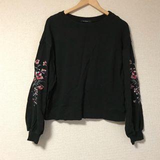 ダブルクローゼット(w closet)のw closet 花柄刺繍スウェット(トレーナー/スウェット)