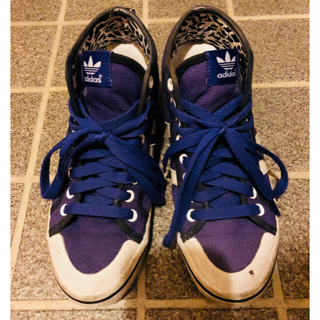 adidas(アディダス)のadidas♡インヒールスニーカー♡ レディースの靴/シューズ(スニーカー)の商品写真