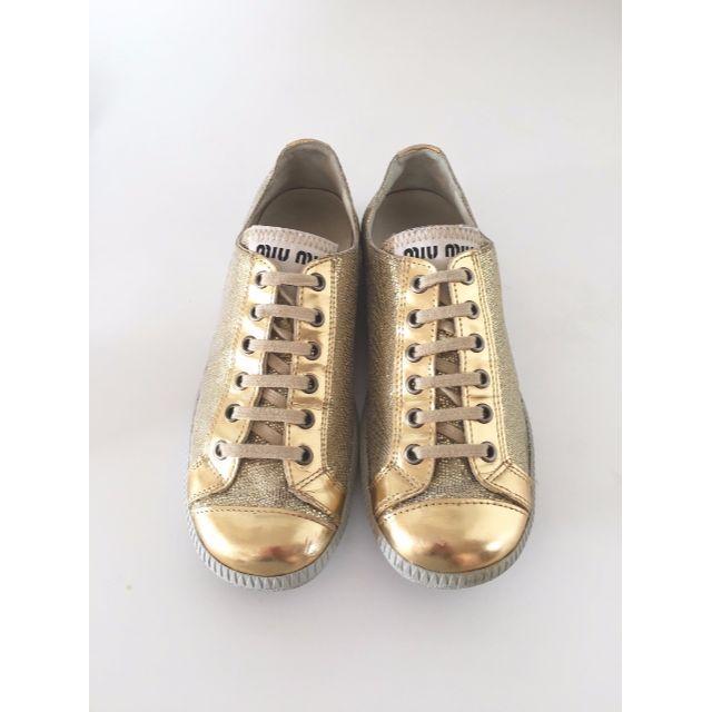 MIU MIU ゴールドスニーカー(サイズ36) - honegori.co.jp