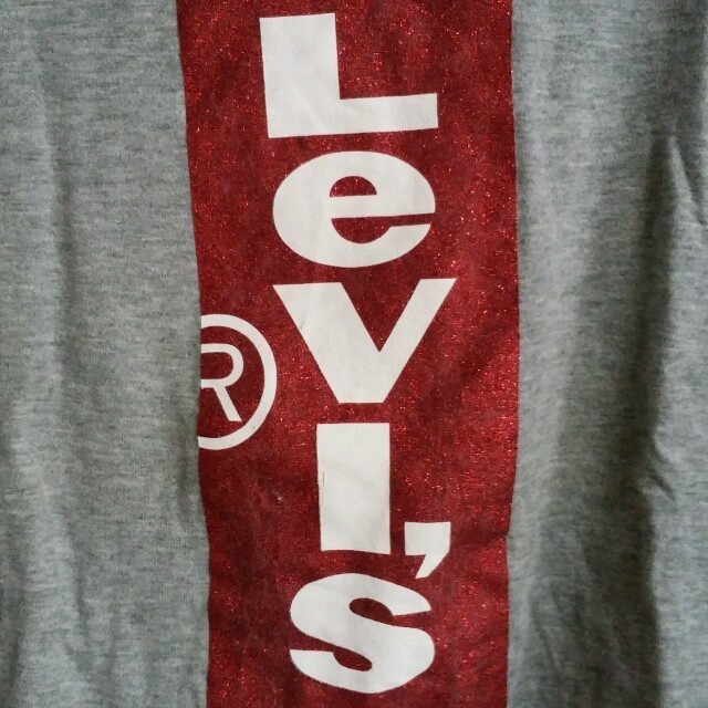 Levi's(リーバイス)のリーバイス長袖Tシャツ(^^)非売品 レディースのトップス(Tシャツ(長袖/七分))の商品写真