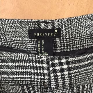 フォーエバートゥエンティーワン(FOREVER 21)のフォーエバー21パンツ(カジュアルパンツ)