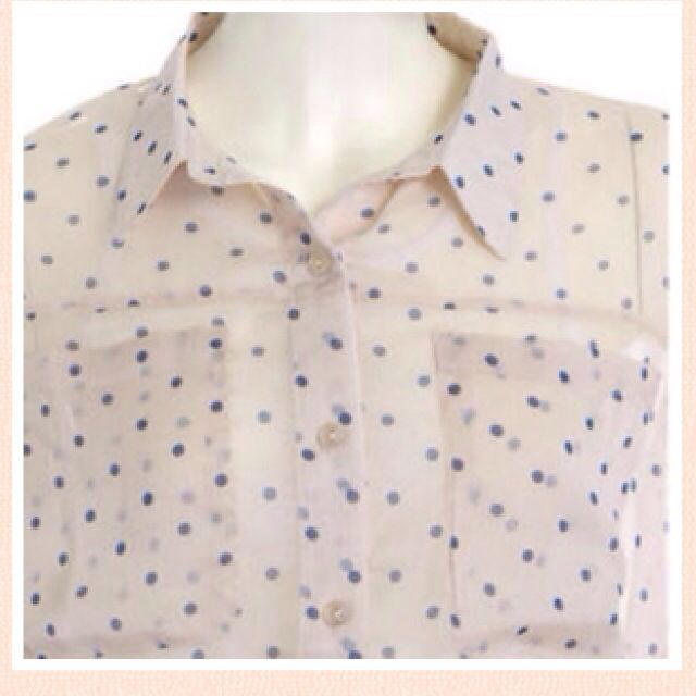 dazzlin(ダズリン)のシフォンレースシースルーゆるシャツ レディースのトップス(シャツ/ブラウス(半袖/袖なし))の商品写真