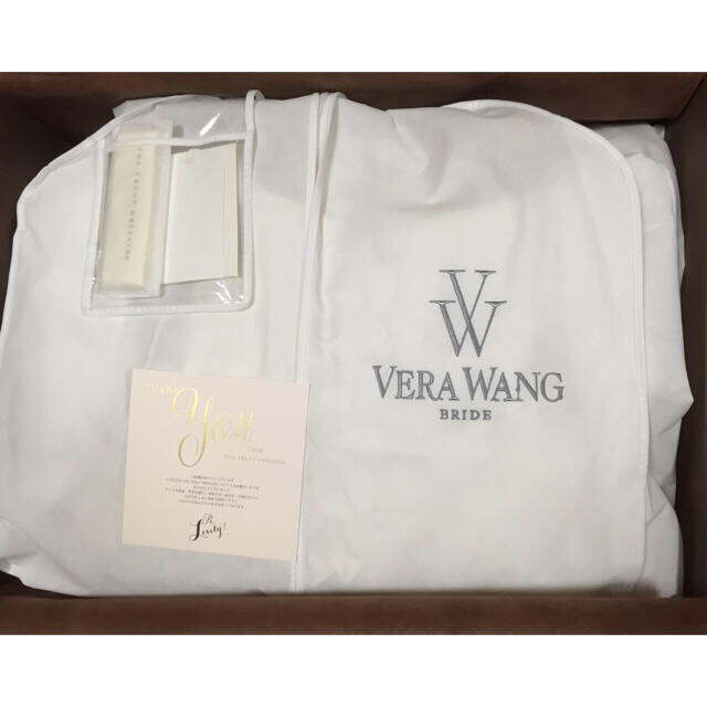 Vera Wang(ヴェラウォン)の＊m000ch1n様専用＊【verawang 1g029 バレリーナ US4】 レディースのフォーマル/ドレス(ウェディングドレス)の商品写真