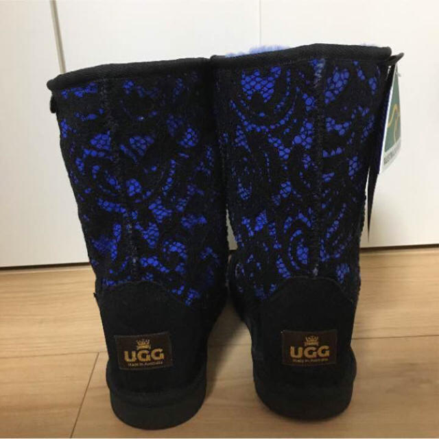 UGG(アグ)のUGG新品 限定品チックエンパイア ムートンブーツ ブルー限定レース アグ レディースの靴/シューズ(ブーツ)の商品写真